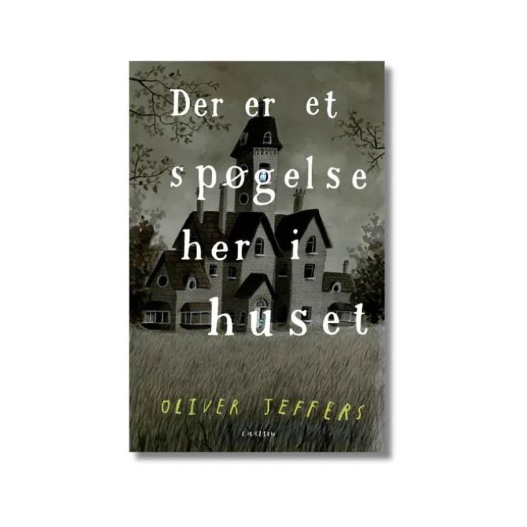 Bog Der Er Et Spogelse Her I Huset
